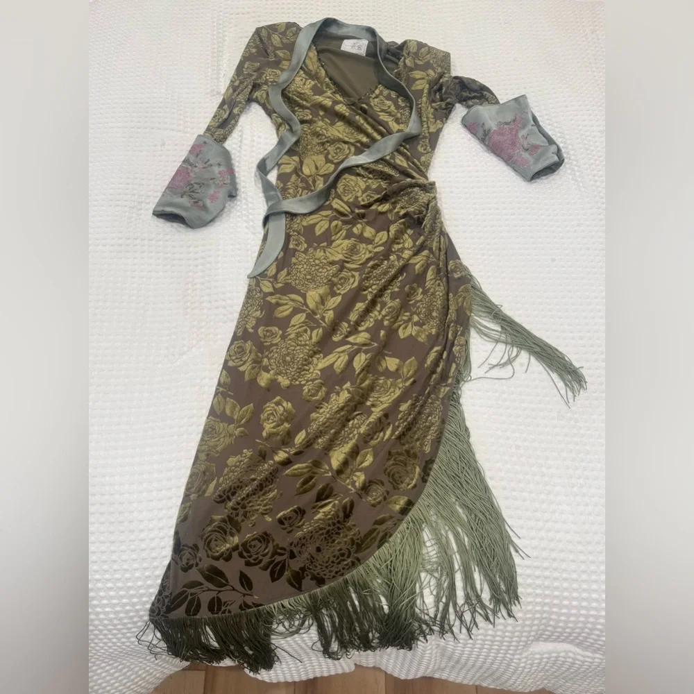 Elegant Floral Green Dress small - Picture 1 of 10